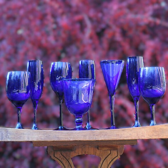 Holiday Cobalt Blue Wine Goblets β Set of 9 β Mismatched β Mid-Century β 6.5"β9" - Picture 7 of 8